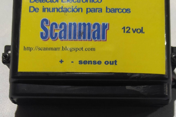 Detector electrónico de inundación para barcos